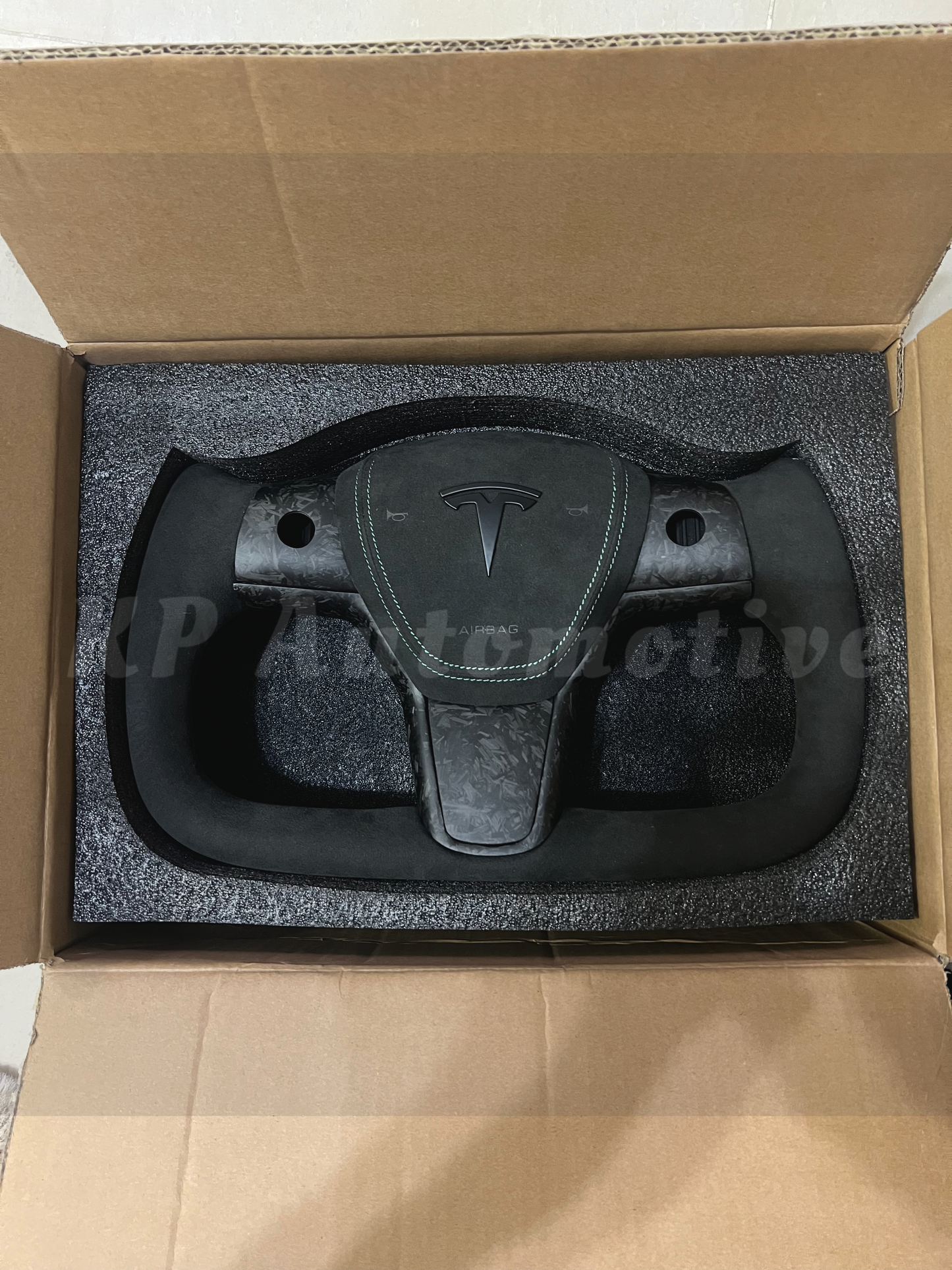 Model 3/Y Forged Carbon Fiber Yoke Steering Wheel (Alcantara) - Full Set