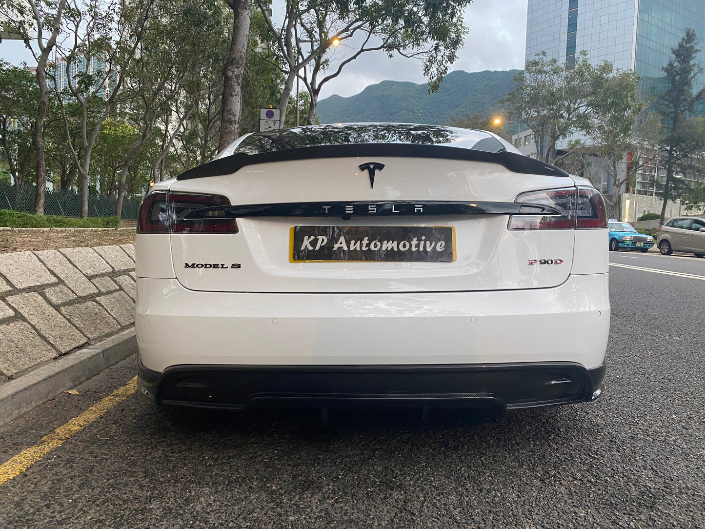 RZ Style Bodykit - Facelift Tesla Model S (2016+)